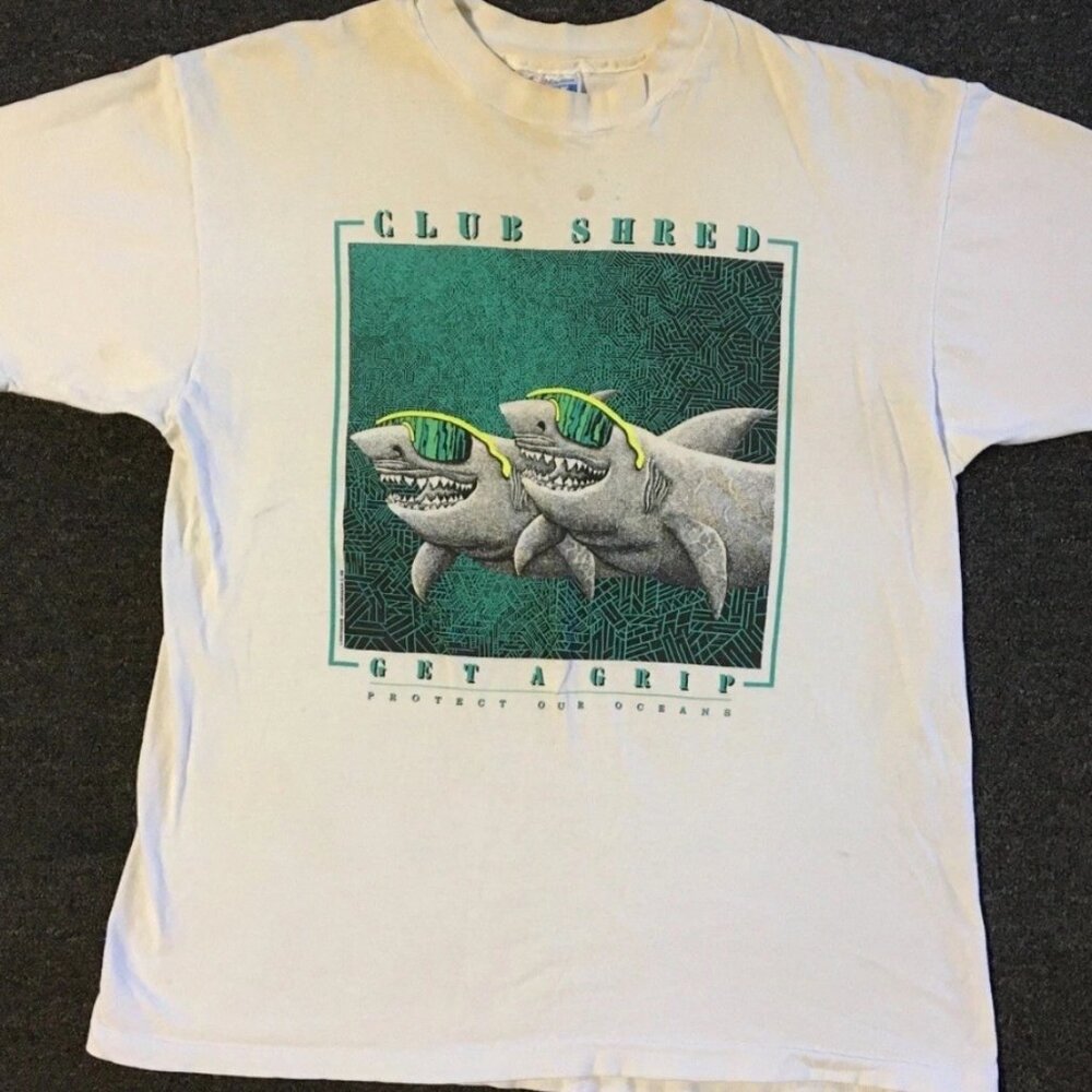 Club Shred Faded Distressed Shirt L Shark Funny Animal Beach Surf Grunge